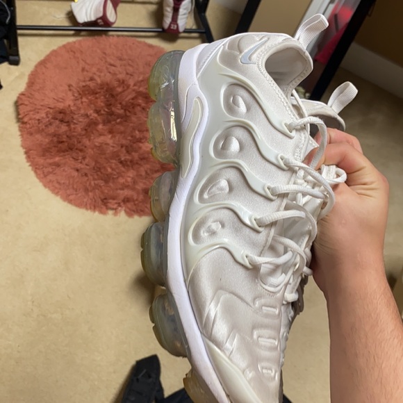 nike vapormaxes - Picture 4 of 4